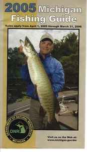 2005 MICHIGAN DNR FISHING GUIDE DIGEST RULES HUNTER LICENSE - MI-DEER-PATCH - Picture 1 of 1