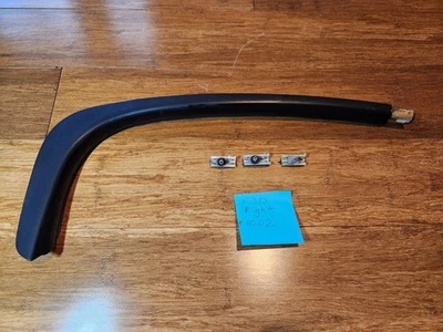 12-18 BMW F30 335i 328i 320i PUERTA MOLDURA CANALETA PASAJERO DERECHO RIEL DE GOTEO Foto 1 de 4