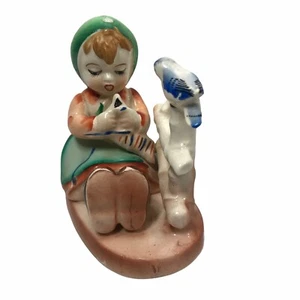 Figura Hummel Like Niña con Pájaro Azul Sentado en Cerca Japón Decoración De Colección - Imagen 1 de 5