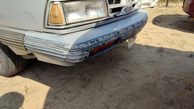 Conjunto de cubierta de parachoques delantero Olds 88 1990 1991 OEM gris 25559351 Foto 1 de 4