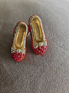 Ruby Red Slippers Wizard of Oz Rhinestone Enamel Vintage Pin Brooch  see pics - Picture 1 of 3