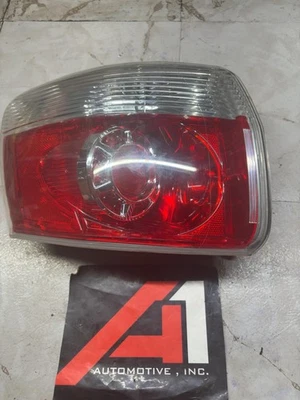 Conjunto de lámpara de luz trasera de freno izquierda lado del conductor GMC ACADIA 2007-2012 FABRICANTE DE EQUIPOS ORIGINALES Foto 1 de 4