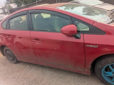 Conjunto de filtro de aire usado se adapta a: Toyota Prius Prius 2012 enchufable VIN DP 7º y 8 Foto 1 de 4