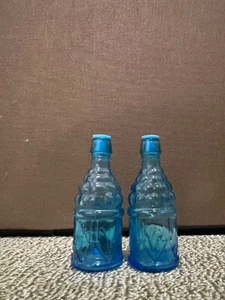 Juego de coctelera de sal y pimienta American Bitters de vidrio azul Wheaton McGivers - Imagen 1 de 9