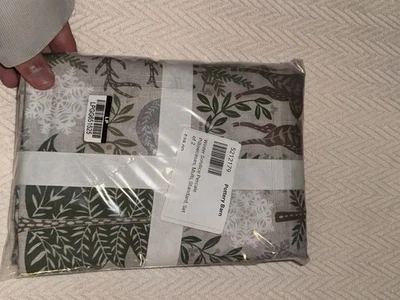 POTTERY BARN WINTER SOLSTICE PERCALE Pillowcases Standard  GREEN/BROWN! NWOT 2! - Image 1 of 2