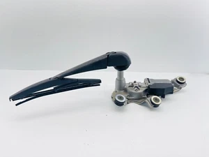 2011-2017 Lexus CT200h Rear Windshield Wiper Motor 85130-76010 OEM - Picture 1 of 5