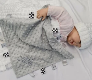PERSONALISED BABY TAGGIE TAGGY COMFORTER BLANKET SOFT BOY GIRL  - Picture 1 of 15