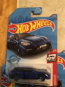 Hot Wheels Porsche Porsche Panamera Turbo S E-Hybrid Sport Turismo, 44/250 Blue - Picture 1 of 3