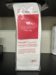 New Sealed Intrinsics Large Silken Wipes - 4x4- 200ct - Picture 1 of 5