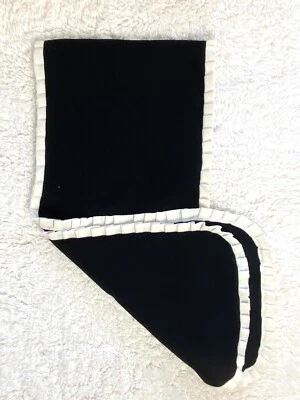 "Bufanda polar CAT WEAR para mujer OS negro blanco con volantes 76"" x 16""" Foto 1 de 3