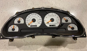 1996 97 1998 FORD MUSTANG GT 150MPH 164K CLUSTER WHITE FACE F6ZF-10C956-BB OEM🟠 - Foto 1 di 24