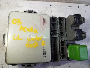 Caja de fusibles relé debajo del tablero Acura CL 2001-2003 3,2 L S3M-A02 (M141) - Imagen 1 de 2