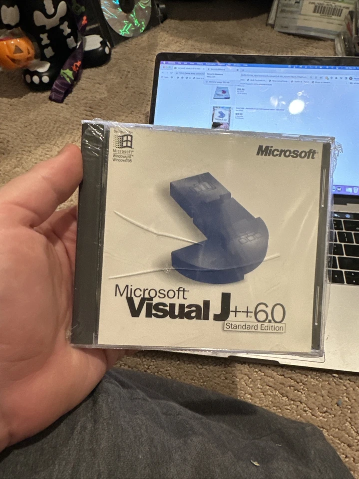 Brand NEW - Microsoft Visual J  6.0 Standard Edition - X04-11393 WITH KEY - Image 1 of 2