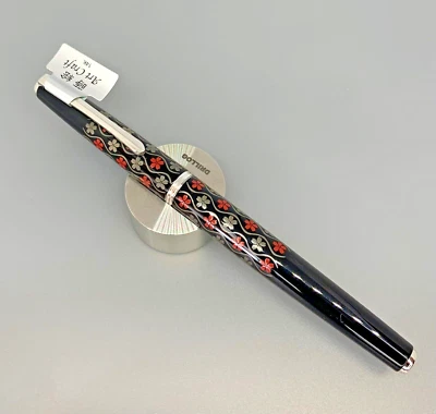 [Casi Como Nuevo] PILOTO Hiramaki-e SAKURA TATEWAKU 14K F Nuevo en Caja Artesanía FD-3MP-STW-F Foto 1 de 4