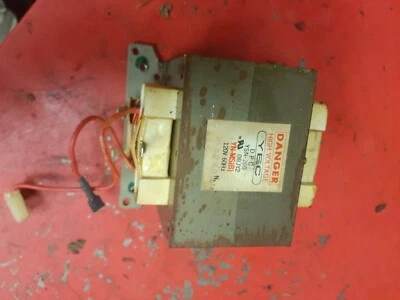 Микроволновая модель RVM125K003 трансформатор AP3628983 YSN-200 - Изображение 1 из 3