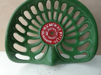 TRACTOR   IMPLEMENT   SEAT   VINTAGE H V MAKAY SUNSHINE  AUSTRALIA - Image 1 of 4