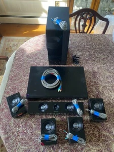 Samsung HT-C550/XAA Digital Home Theater System DVD Player No Remote - Picture 1 of 15