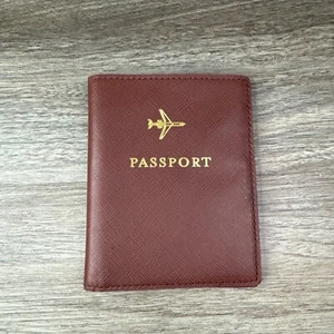 Fossil Leather Passport Holder Wallet Credit Card ID Organizer Burgandy - Picture 1 of 5