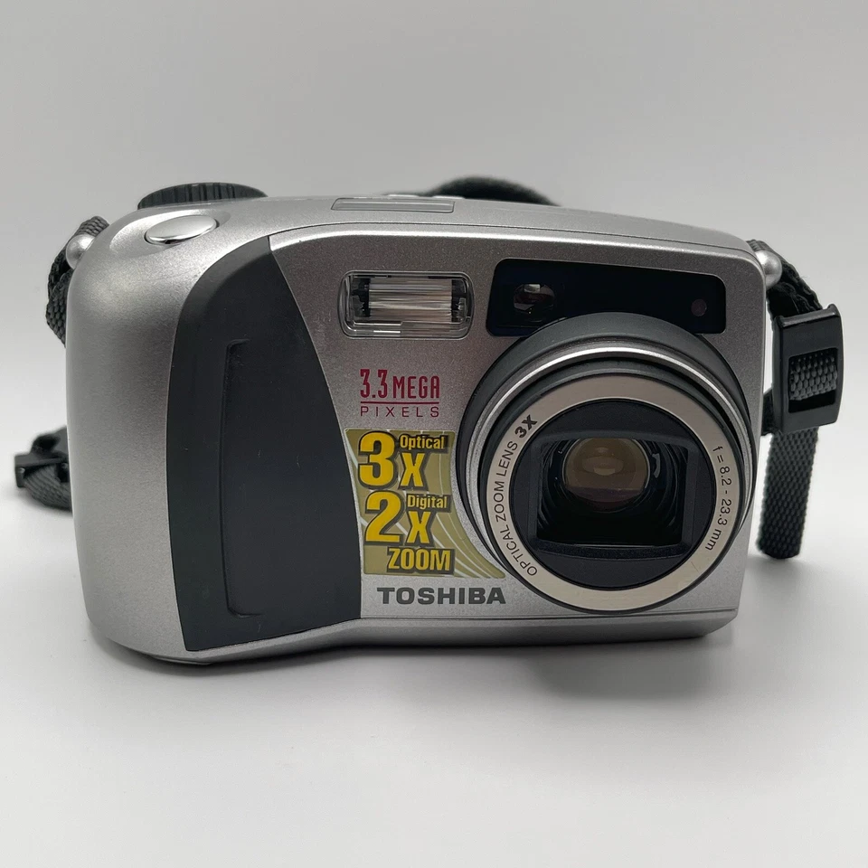 Câmera Digital Compacta Toshiba PDR-M65 3MP 3x Zoom Óptico Tela LCD TESTADO MUITO BOM ESTADO - Imagem 1 de 4