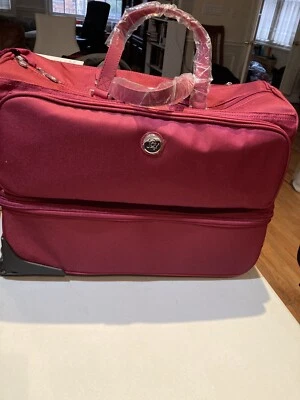 Nuevo equipaje Joy Mangano ROJO con ruedas 21 X 16 X 11 Foto 1 de 4