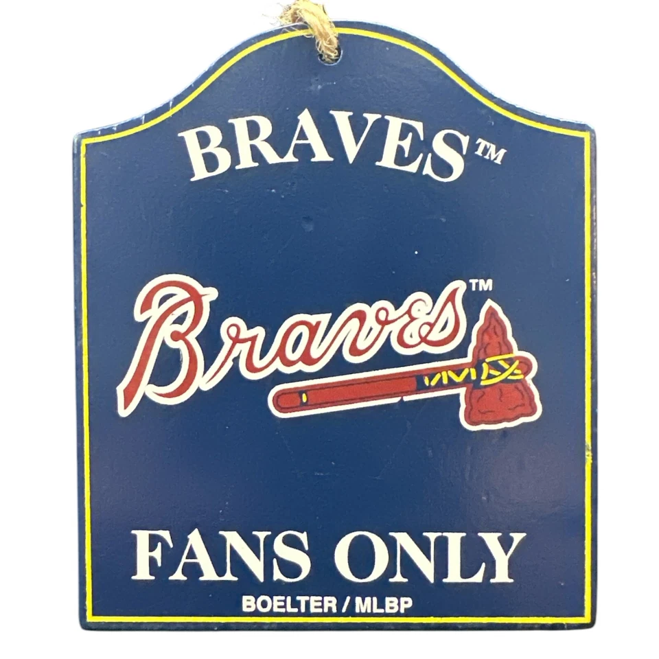 Adorno de madera 'solo fans' de los Atlanta Braves Foto 1 de 1