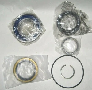 Rear Axle Bearing & Seal Kit for Toyota 4Runner Pick Up T100 Tacoma HILUX - Picture 1 of 2