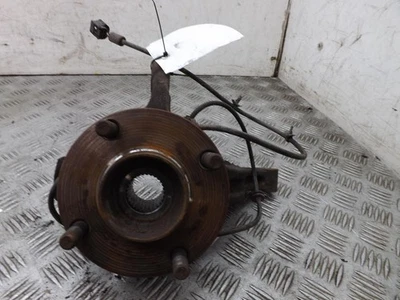 Buje delantero con sistema operativo conductor derecho Nissan Nv200 con ABS Mk1 1,5 diésel 2009-2016h Foto 1 de 4