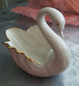 Lenox 120 Anniversary Collection Swan Gold Trim Trinket Dish - Picture 1 of 4
