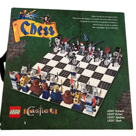 LEGO 852001 Castle Chess Set Gear Board Games 2007