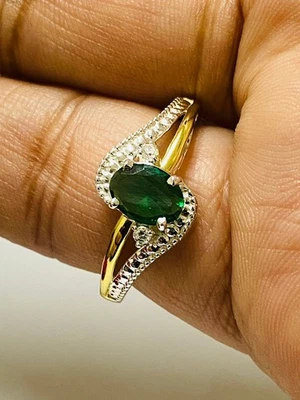Anillo de plata 925 con piedra de nacimiento de mayo esmeralda genuina de oro de 10 quilates en plata de ley Foto 1 de 4