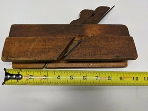 Vintage Wood Plane  - Picture 1 of 4