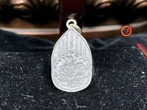 pendentif sak yant bouddhiste thaïlandais, amulette, talisman. - Picture 1 of 6