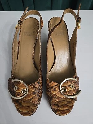 Womens Stuart Weitzman AW35604 Size 8.5.N Snake Skin Sling Back Peep Toe Heels - Image 1 of 4