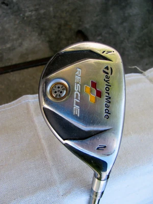 TaylorMade 2 Rescue 17 degree 41" length ReAx 65 Regular Flex Graphite Shaft - Image 1 of 4