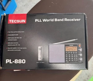 Tecsun PL880 Dual Conversion AM FM Shortwave World Band Radio Single Side Band - Picture 1 of 4