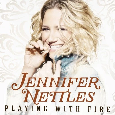 Jennifer Nettles: Playing With Fire - Imagem 1 de 1