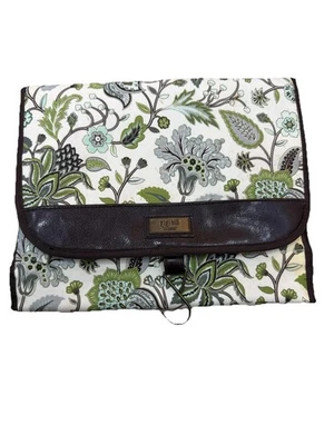 GiGi Hill Makeup, Cosmetic, Toiletries Green Flower Leaf Botanical Print Bag NEW - Image 1 of 4