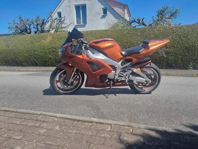 Umgebaute Yamaha R1 01/ 998cm³  - Bild 1 von 4