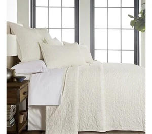 Homthreads Beckett 3 Piece Reversible King Bedspread Set Cream NWB - Picture 1 of 2