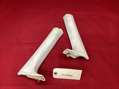 1968 1969 1970 Lincoln Continental Mark III JUEGO DE MOLDURAS DE PILAR INTERIOR TRASERO - L/R Foto 1 de 4