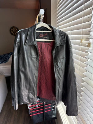 Chaqueta de Cuero Rogue XL Negra Reilly Olmes Para Hombre Cuero Genuino Forrada con Cremallera Foto 1 de 4