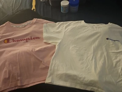 Lot Of 2 NEW WOMENS CHAMPION CROP TEE SHIRTS ,1 BABY PINK & 1 WHITE  NWOT - Image 1 of 4