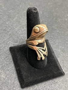 Vintage Frog Ring 3D Modernist Large Chunky Brass 1.5" Long Size 9 - Picture 1 of 16