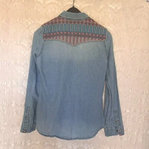ZARA Women's Chambray Snap Denim Embroidered Back Aztec Western Boho Shirt Sz XS - Picture 1 of 12