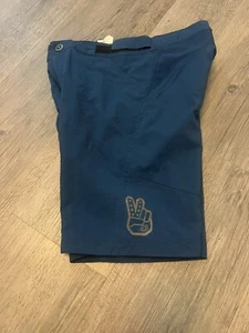 Troy Lee Skyline Mountain Bike Shorts Youth 28 - Picture 1 of 5