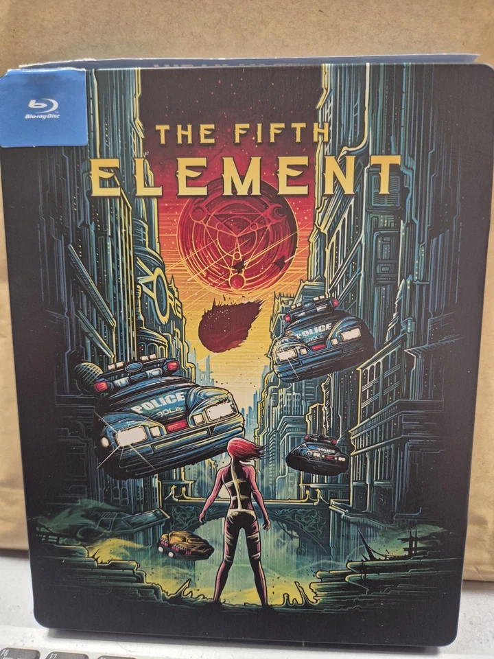 The Fifth Element [SteelBook] (Blu-ray, 1997) Bought New In The US Watched Once - Image 1 of 3