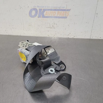 09 2009 TOYOTA TACOMA TRD OFFROAD FRONT SEAT BELT RETRACTOR GRAY RIGHT PASSENGER Foto 1 de 4