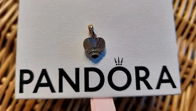 Pandora Anhänger in Herzform Rosegold Mit Klaren Steinchen - Bild 1 von 3