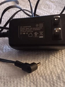 AC Adapter MPA-10P. 05US05200 5V 2A Power Adapter. Used - Picture 1 of 2