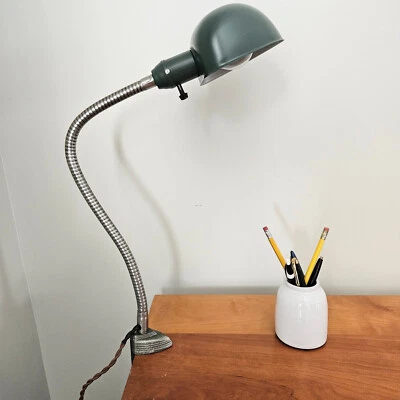 Vintage Industrial Gooseneck Desk Lamp. Vintage Clamp On Lamp.  Antique Lamp. - Image 1 of 4